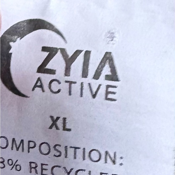 ZYIA Activewear Olive Chill Tank RC - Size XL - Picture 2 of 4